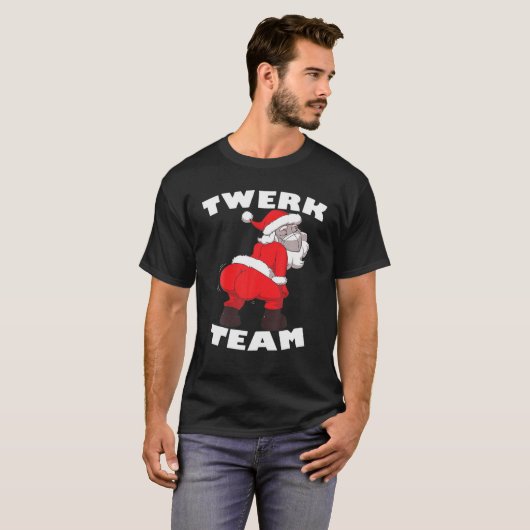 Twerk Team kerstman — Matching Pajamas T-shirt (Voorkant volledig)