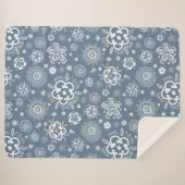 Twilight Garden - Een traditionele bloemendans Sherpa Deken (Voorkant (horizontaal))