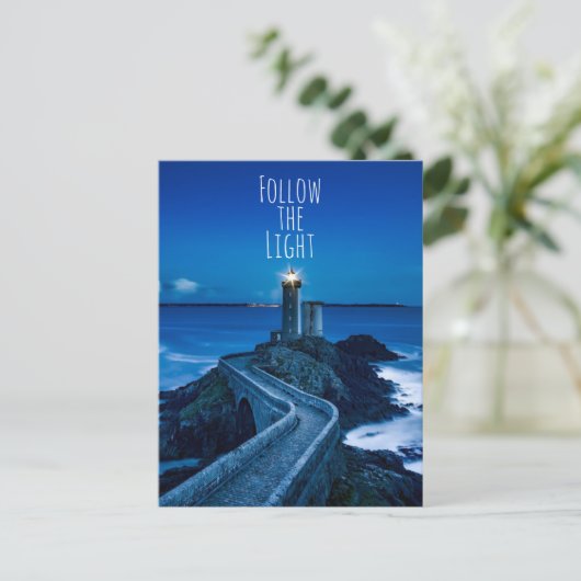 Twilight Lighthouder volgt het licht Briefkaart (Staand voorkant)
