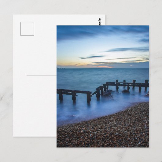 Twilight Sky Over Shoreline en Breakwater Briefkaart (Voorkant / Achterkant)