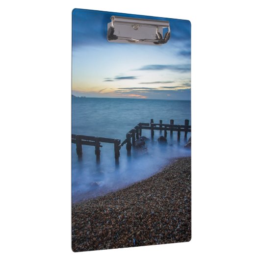 Twilight Sky Over Shoreline en Breakwater Klembord (Rechts)