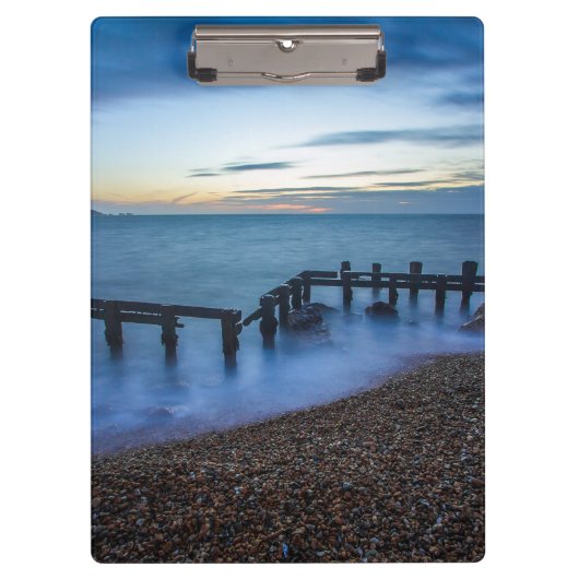 Twilight Sky Over Shoreline en Breakwater Klembord (Voorkant)