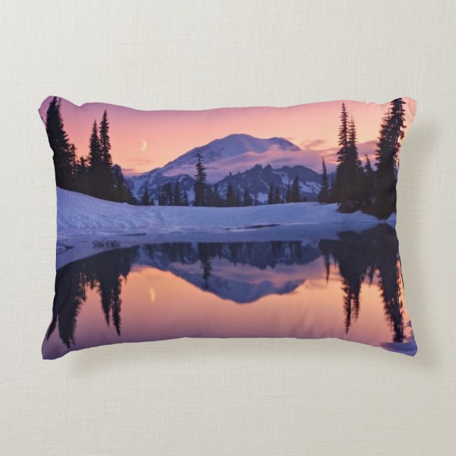 Twilight, Tarn en Crescent Moon Accent Kussen (Voorkant)