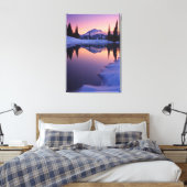 Twilight, Tarn en Crescent Moon Canvas Afdruk (Insitu (Slaapkamer))