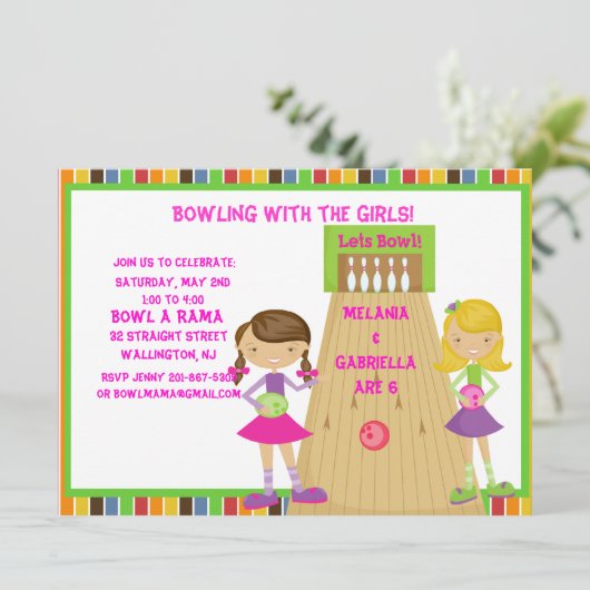 Twin Girls Bowling Birthday Party Invitation Kaart (Staand voorkant)