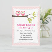 Twin Girls Verjaardagsfeestje Uitnodiging Uilen (Staand voorkant)