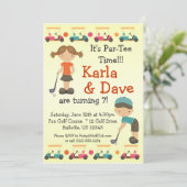 Twin Golfer Golf Birthday Party Invitation Kaart (Staand voorkant)