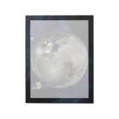 Twin Grail ruimtevaartuig in een baan om de maan. Notitieblok (Linkerzijde)