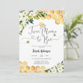 Twin Mama Bee Baby Shower Uitnodiging (Staand voorkant)