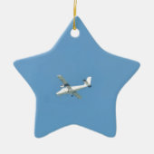 Twin Otter in Flight Keramisch Ornament (Voorkant)