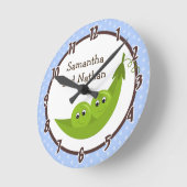 Twin Peas in a Pod Blue Polka Personalized Clock Ronde Klok (Hoek)