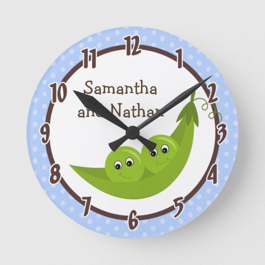 Twin Peas in a Pod Blue Polka Personalized Clock Ronde Klok (Voorkant)