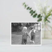 Twin Toddlers bij Play Briefkaart (Staand voorkant)