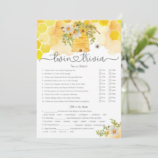 Twin Trivia Sweet as Can Bee Baby shower Game Kaart (Staand voorkant)