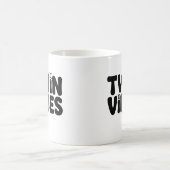 Twin Vibes Mok – Gemini Zodiac Coffee Cup (Center)