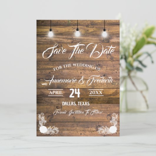 Twinkle Lights Rustic Wood Lace Save The Date (Staand voorkant)