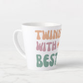 Twinning met mijn Bestie Groovy vriendschap Quote Latte Mok (Linkerhoek)