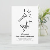 Twins 8e verjaardag Party uitnodiging (Staand voorkant)