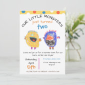 TWINS Any Age Geel Monster Verjaardag Uitnodiging (Staand voorkant)