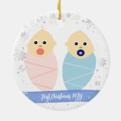 Twins Baby Meisje Jongen 1e Kerstmis Als peetouder Keramisch Ornament (Achterkant)