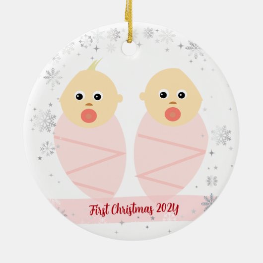Twins Baby Meisjes 1e Kerstmis Als peetouders 2 Fo Keramisch Ornament (Achterkant)