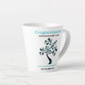 Twins Grandmoeder to be roze Blue Family Tree Latte Mok (Rechterhoek)