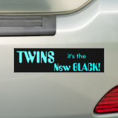 TWINS, het is de Nieuwe ZWARTE! Bumpersticker (Op auto)