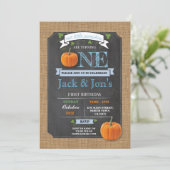 Twins Pumpkin 1st First One Birthday Party nodigt  Kaart (Staand voorkant)