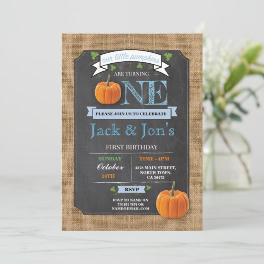 Twins Pumpkin 1st First One Birthday Party nodigt  Kaart (Staand voorkant)