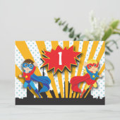 Twins Superheld Birthday | Jongen en meisjes Kaart (Staand voorkant)