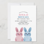 Twins Verjaardag met blauwe en roze konijnen Kaart (Voorkant)