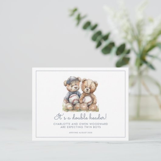 Twins Watercolor Teddy Bears Pregnancy Aankondigingskaart (Staand voorkant)