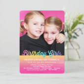 Twins Waterverf Rainbow Birthday Party Invitation Kaart (Staand voorkant)