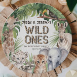 Twins Wild one Safari dieren oerwoud 1e verjaardag Papieren Bordje<br><div class="desc">Vier de wilde en avontuurlijke sfeer van je tweeling met deze "Wild One Safari Animals Oerwoud Boy 1st Birthday Paper Borden", ontworpen om een vreugdevolle uitbarsting en kleur toe te voegen aan hun eerste verjaardagsfeestje. Elk bord is artistiek versierd met schattige waterverf safaridieren, waaronder een giraffe, leeuw, chimpansee, zebra, tijger,...</div>