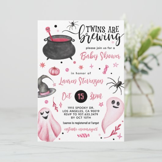 Twins zijn het brouwen van Halloween Baby shower Kaart (Staand voorkant)