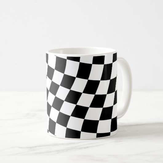 Twisted Black en White Checkered Square Pattern Koffiemok (Voorkant rechts)
