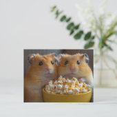Two Adorable Hamsters With a Large Popcorn Bowl Briefkaart (Staand voorkant)