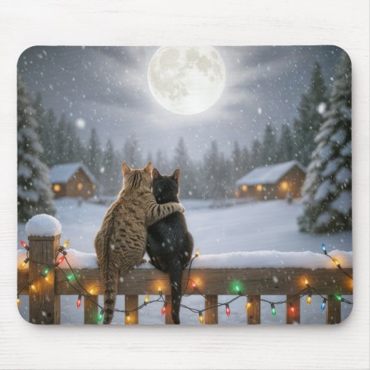 Two Christmas Cats Snuggling on a Snowy Fence Muismat (Voorkant)