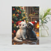 Two cute Christmas kitten with Santa hats Feestdagenkaart (Staand voorkant)