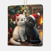 Two cute Christmas kitten with Santa hats Keramisch Ornament (Links)