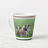 Two Cute White-Brown Cows Design Latte Mok (Linkerhoek)