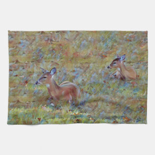 Two Deer Baby Deer Resting Meadow Art Handdoek