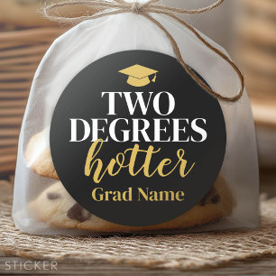Two Degree Hotter - Afstudeerder Naam en Pet - Zwa Ronde Sticker