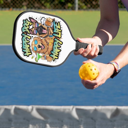 Two Dogs Drink Beer en draagt een zonnebril Pickleball Paddle (Insitu)