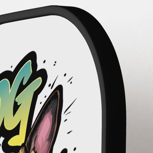 Two Dogs Drink Beer en draagt een zonnebril Pickleball Paddle (Links Detail)