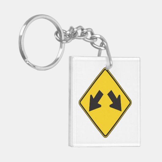 Two Downward Arrows Warning Road Sign Sleutelhanger (Voorkant Links)