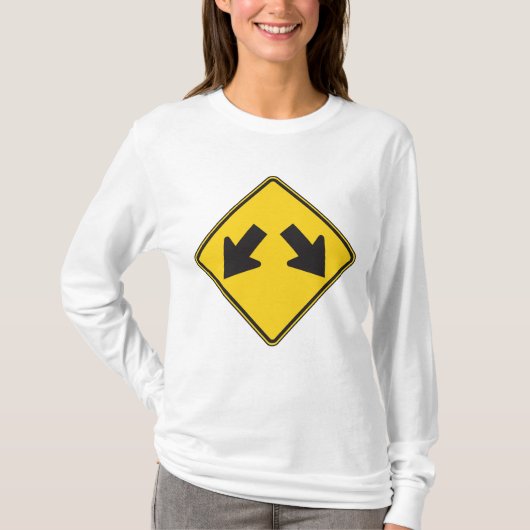 Two Downward Arrows Warning Road Sign T-shirt (Voorkant)