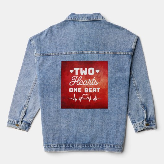 Two Hearts. Eén Beat (witte tekst) Valentijns Denim Jacket (Achterkant)