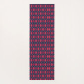 Two images show a purple and pink geometric  yogamat (Achterkant)