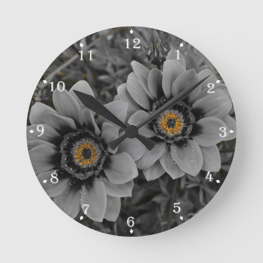 Two of a Kind Ronde Klok (Voorkant)